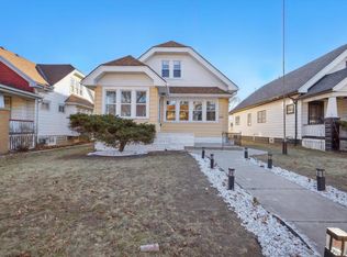 4044 N 16th St, Milwaukee, WI 53209