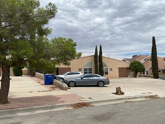 3rd image of 1344 Trudy Elaine Dr #A-d