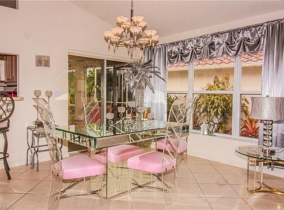 4th image of 8932 Cascades Isle Blvd