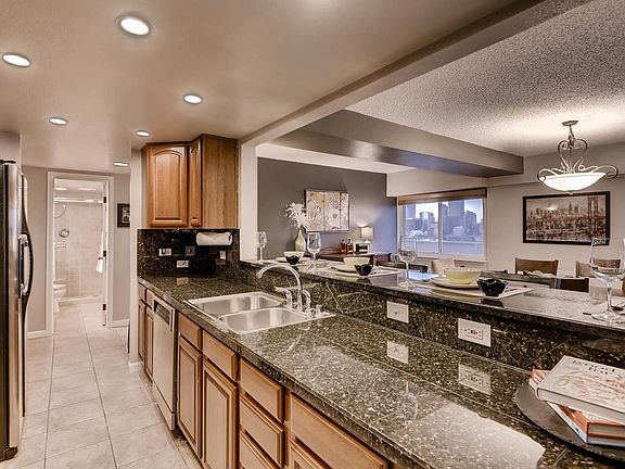 5th image of 1029 E 8th Ave APT 1401