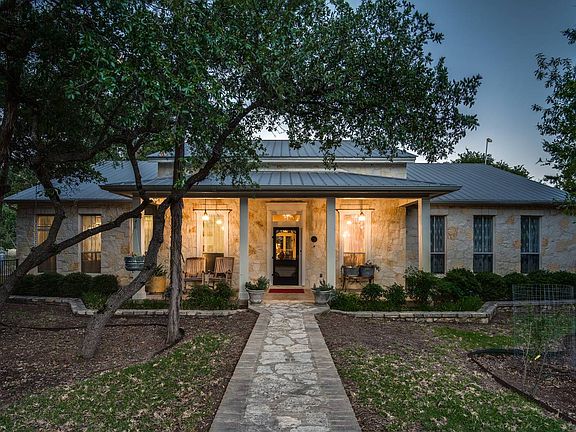 2nd image of 723 Cypress Bend Dr