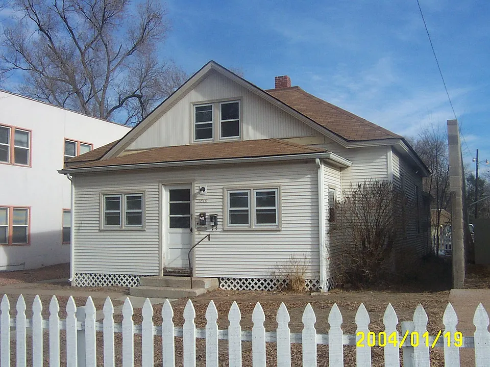 (1610 8th Ave)