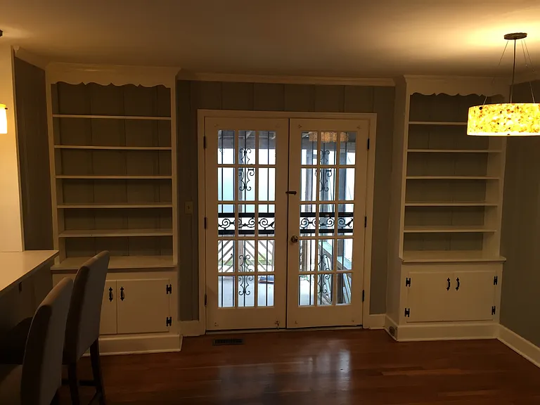 2504 Barclay Dr — Photo 4
