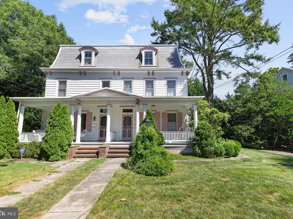 121 Centre St, Haddonfield, NJ 08033