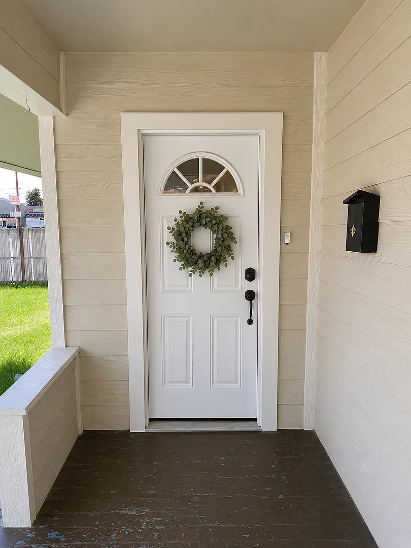 Charming & Spacious Selah Home Over 2,500 Sq. Ft. | $2,200/Mo — Photo 3