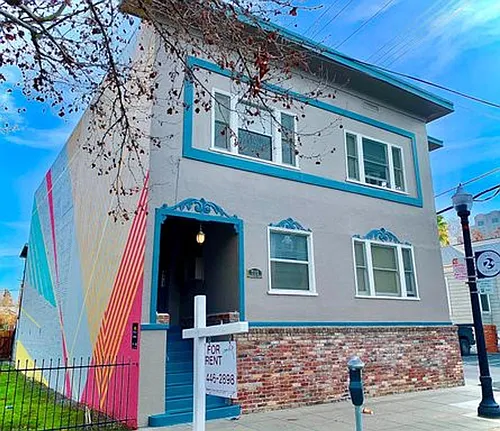 715 11th Street Photo 1