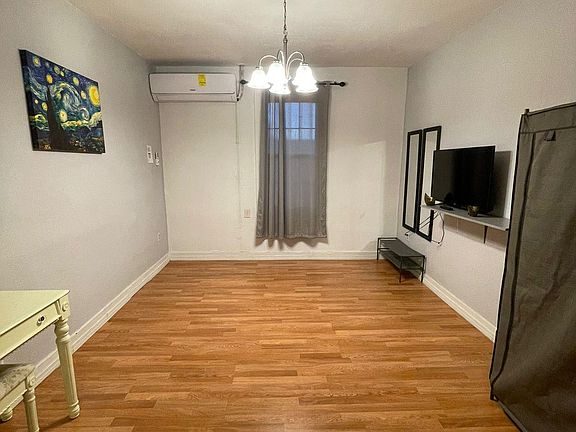 4th image of 504 W San Antonio Ave #12