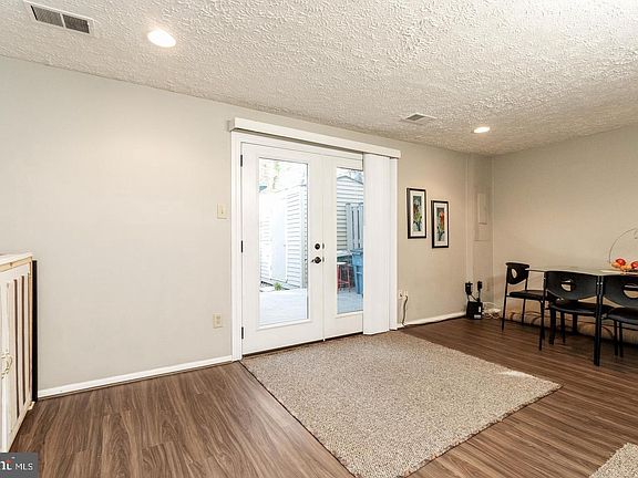 5th image of 8032 Steeple Chase Ct