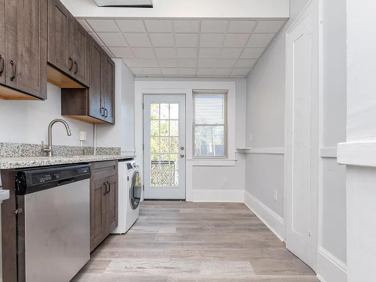 2741 Hampshire Rd #3 — Photo 2