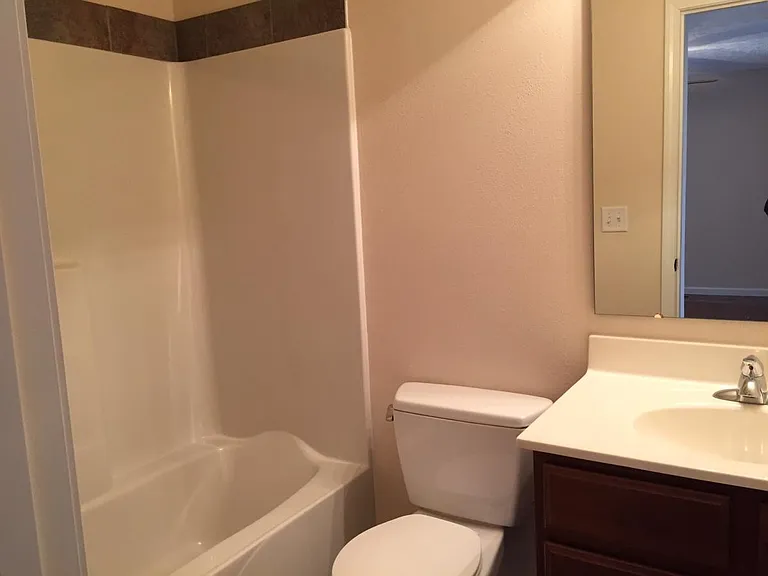110 Waterpoint Dr #3 — Photo 23