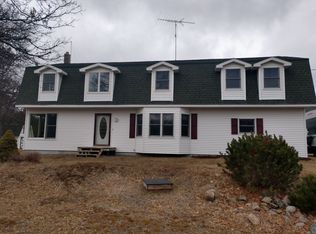 11540 N Maple Valley Rd, Roscommon, MI 48653