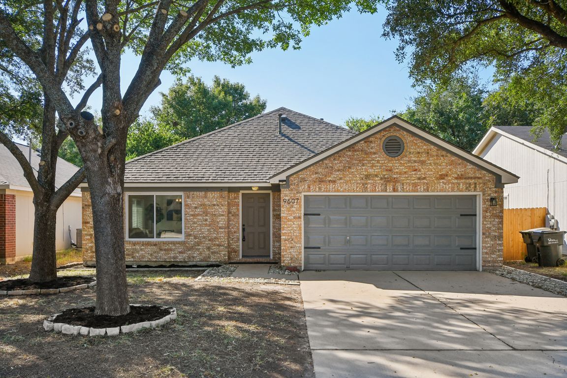 next background image