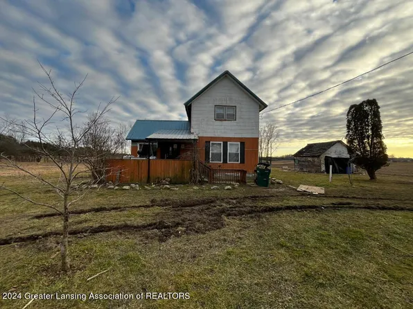 6261 Garrison Rd, Laingsburg, MI 48848
