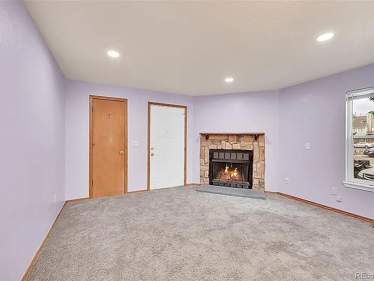 922 S Dearborn Way #8 — Photo 12
