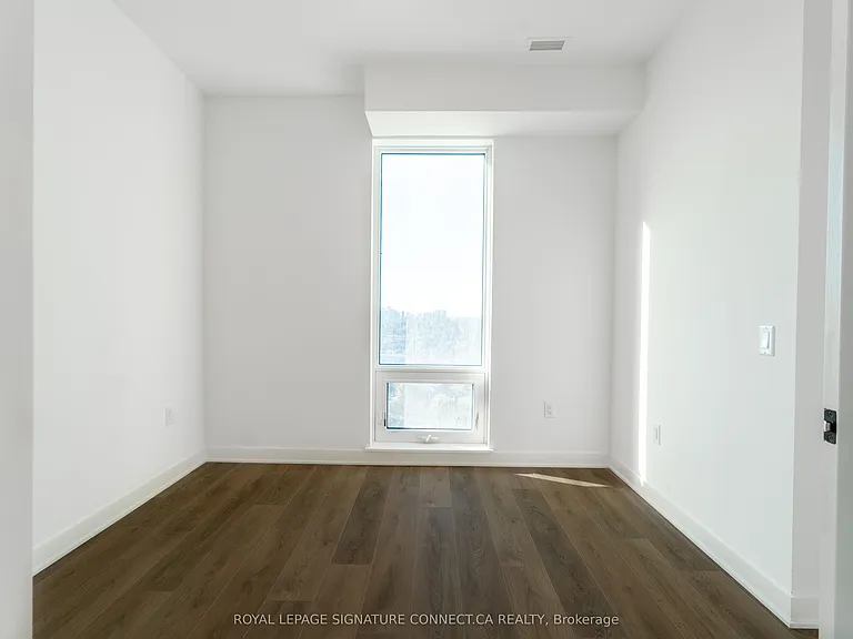 1185 Dupont St #1018 — Photo 12