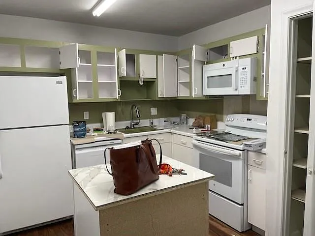 2061 NW 47th Ter #210 — Photo 18