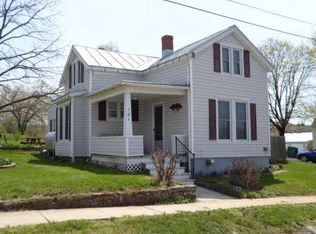 181 S Central St, Broadway, VA 22815