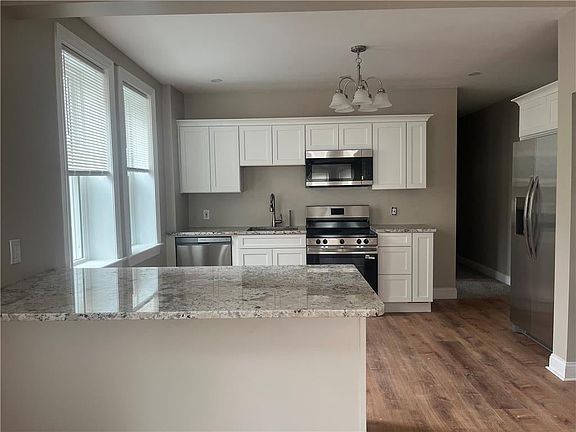 3rd image of 139 S Main St #2
