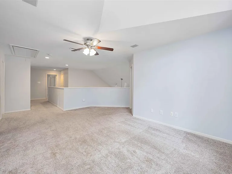 11 Alden Glen Ct — Photo 30