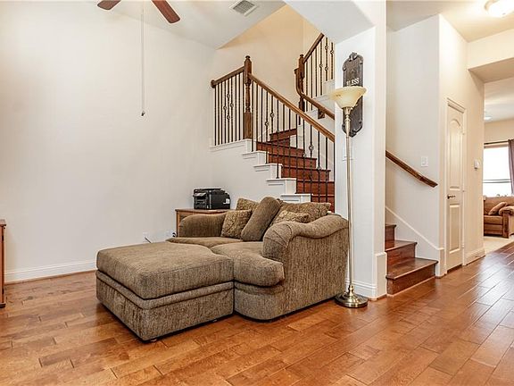 5th image of 4689 Amanda Ct