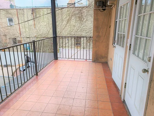 Rented by Virtual Real Estate | media 19