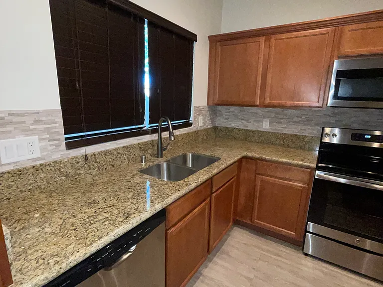 4823 S Adriano Way — Photo 15