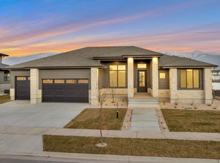 298 N Amber Ln W, Layton, UT 84041