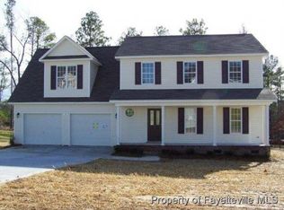 76 Rockingham St, Spring Lake, NC 28390