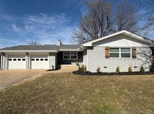 822 E 6th St, Cushing, OK 74023