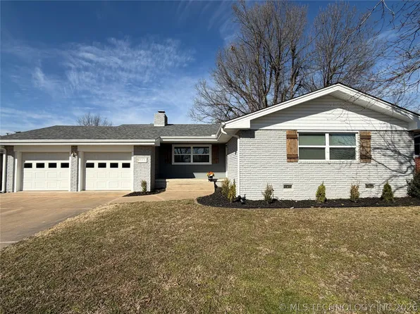 822 E 6th St, Cushing, OK 74023