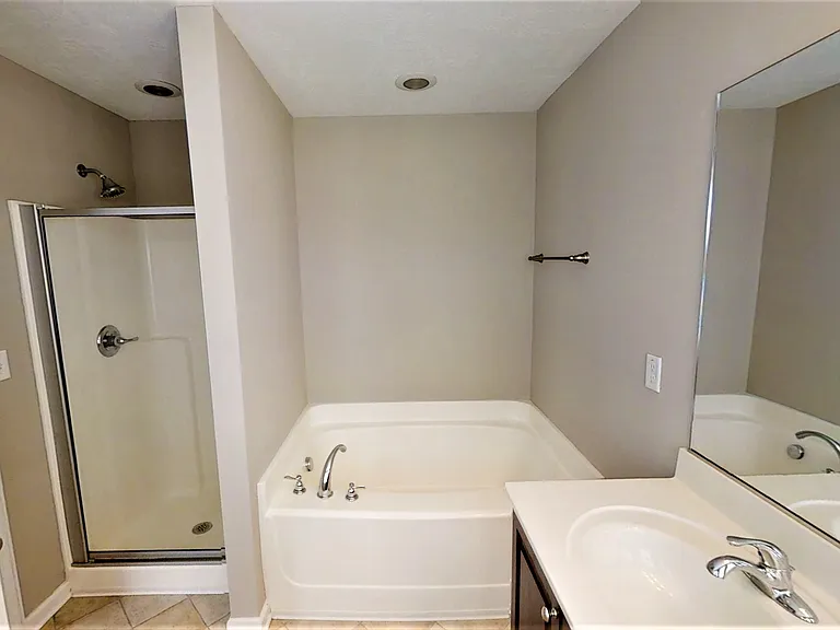 407 Brantley Cove Cir — Photo 13
