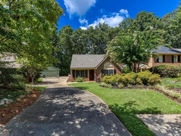1295 Whitlock Ridge Dr SW, Marietta, GA 30064