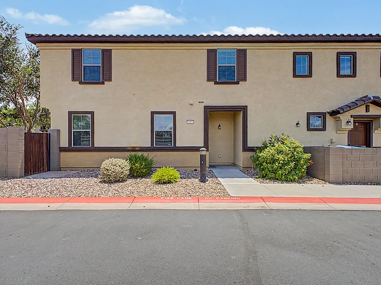 1250 S Rialto St #7 — Photo 15