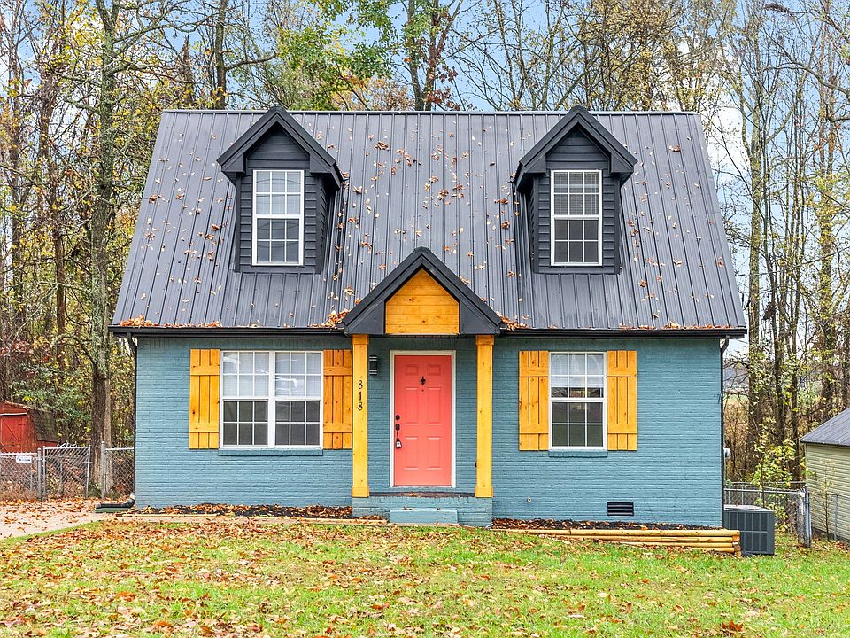1st image of 818 Shelton Cir