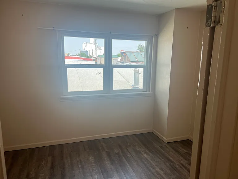 124 N 2nd Ave #8 — Photo 15