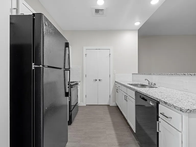 5 N 2nd St #1209 — Photo 8