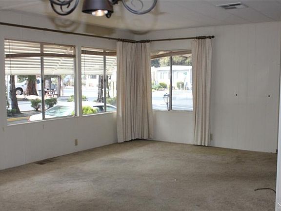 4th image of 250 Petaluma Way