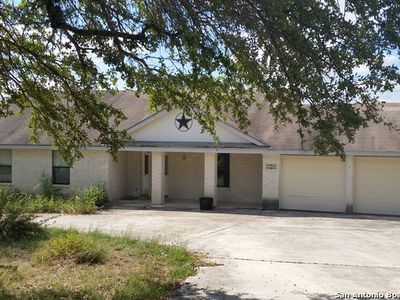 300 Longhorn Flts, Canyon Lake, TX, 78133