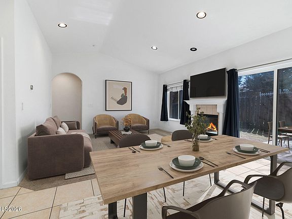 2nd image of 474 W Plumb Ln