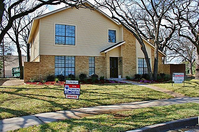 1st image of 139 Glenwood Dr