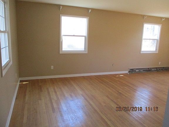 5th image of 15 Eldorado Dr