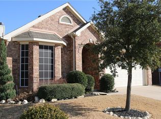 15852 Mirasol Dr, Fort Worth, TX 76177