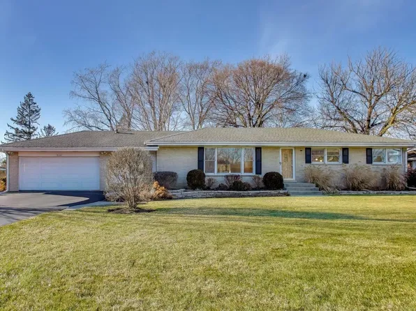 316 Linden Rd, Northbrook, IL 60062