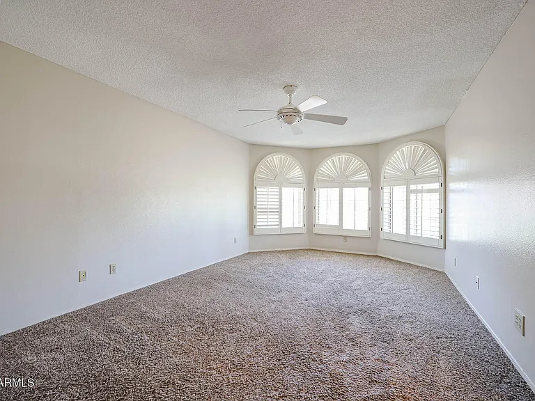 3233 E Desert Cove Ave — Photo 16