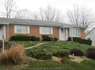 19510 Longmeadow Rd, Hagerstown, MD 21742