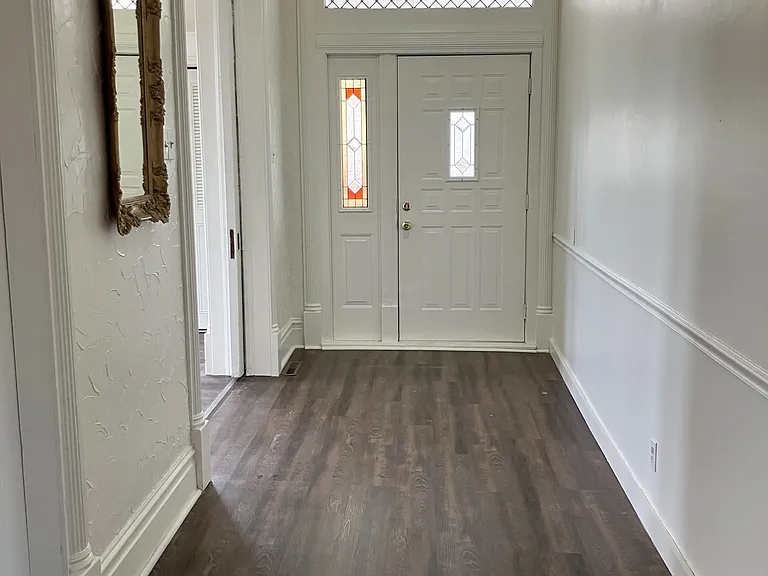 214 S Church St #1 — Photo 8