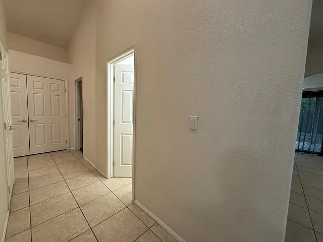 509 First Light St — Photo 11