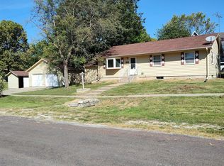 406 5th St, Wetmore, KS 66550