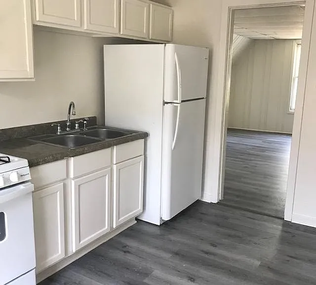 1226 E Michigan Blvd #B — Photo 4