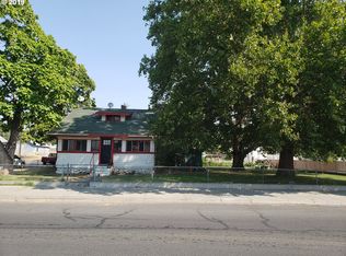 609 E Main St, Hermiston, OR 97838